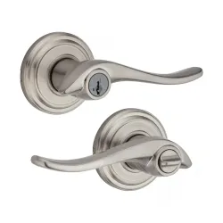 Cerradura para exterior de manigueta acabado satinado modelo avalon kwikset